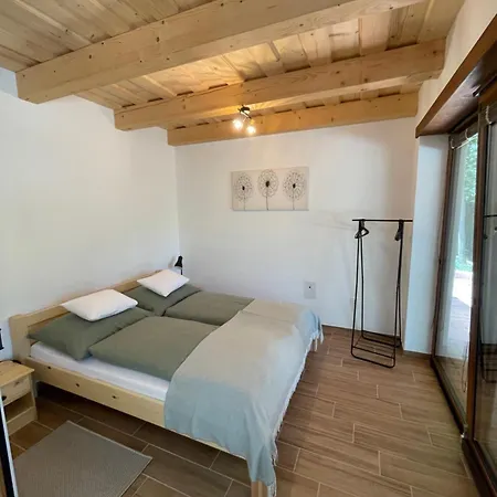 Lesence Vendeghaz Appartement