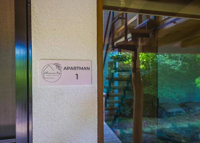 Lägenhet Lesence Vendeghaz *